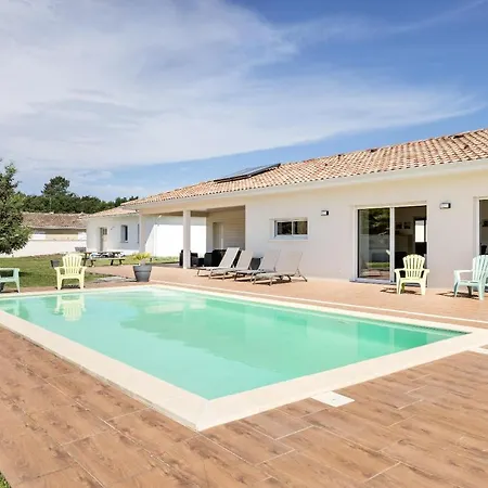 Lumiere Dom wakacyjny *